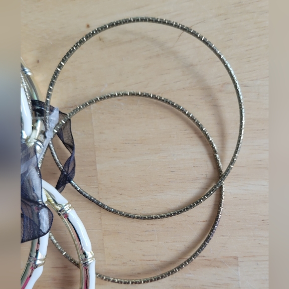 NWT Gold bracelets - Picture 3 of 5